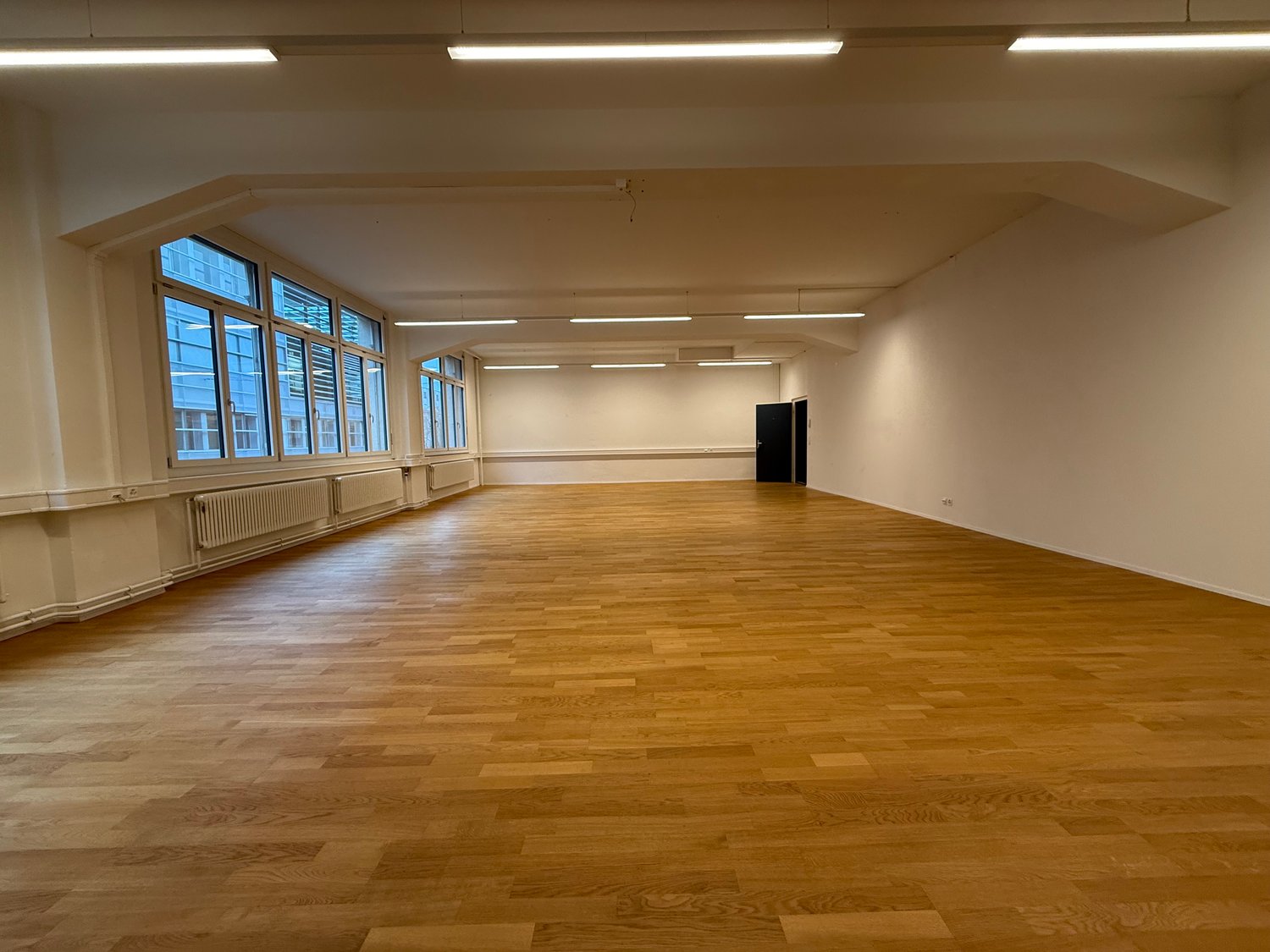 Office, Foto 5 von 6