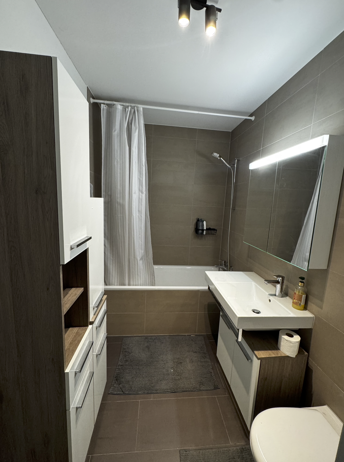 Room in a shared flat, Foto 6 von 9