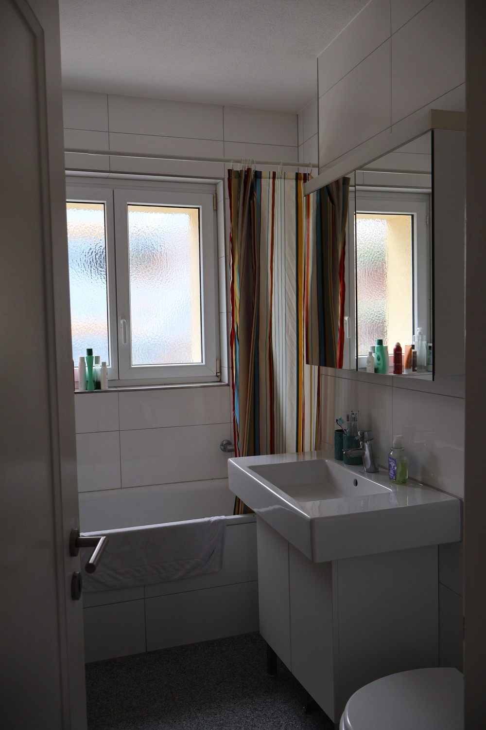 Chambre dans un appartement partagé