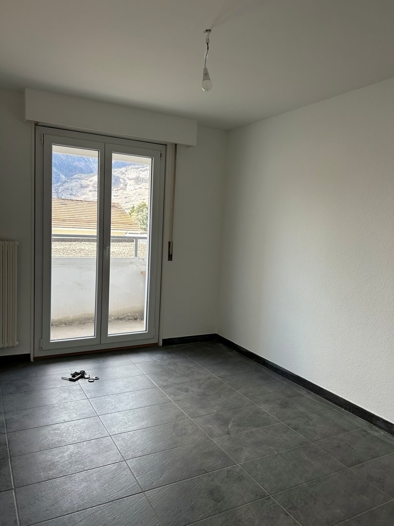 6 rooms apartment