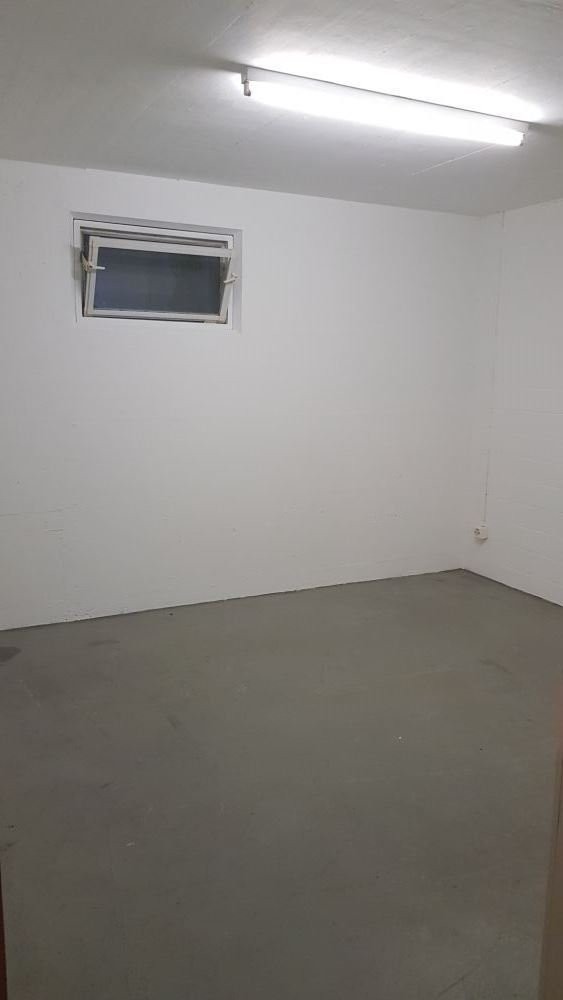 Hobby room, photo 1 of 2