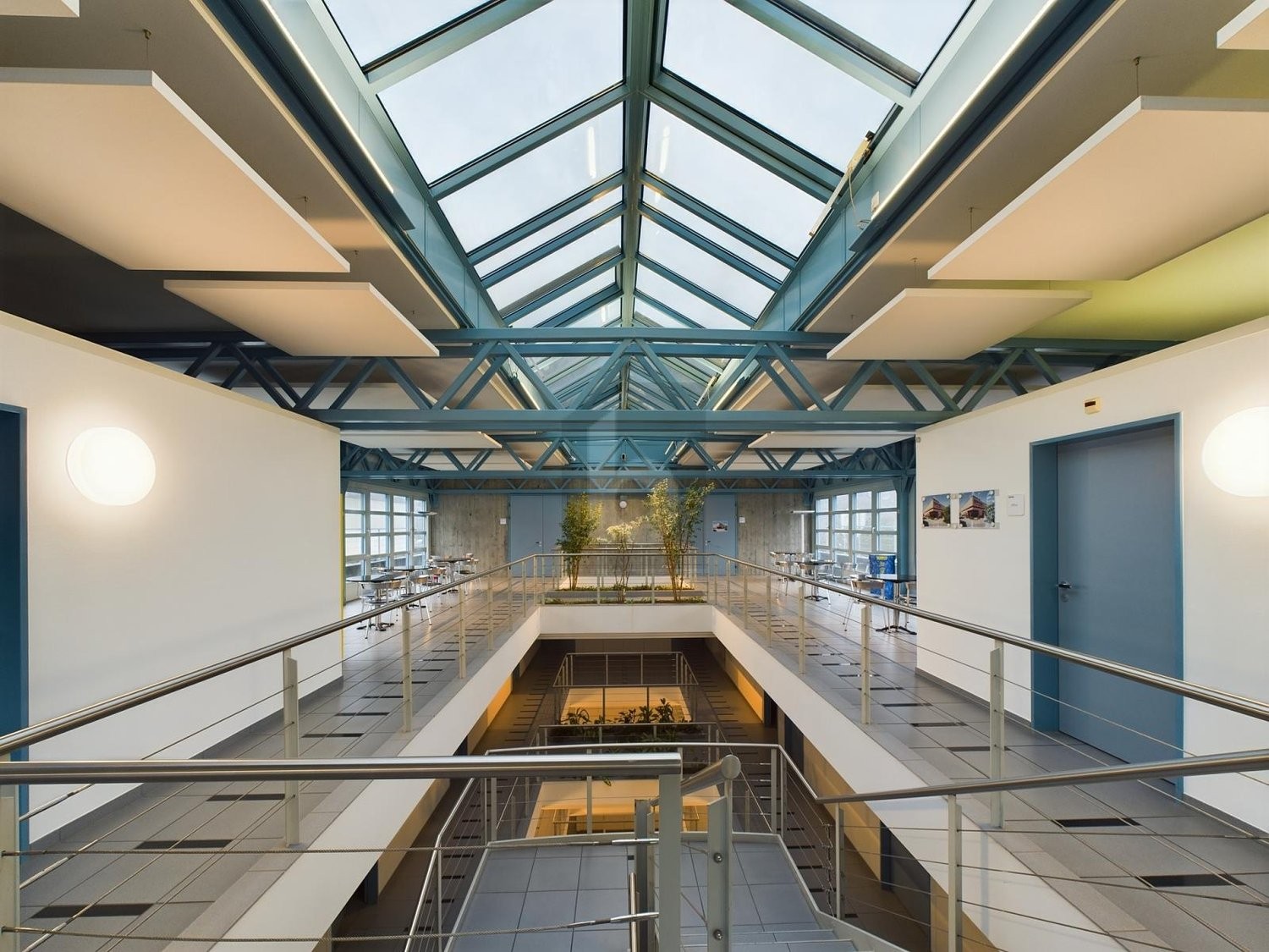 24m² office