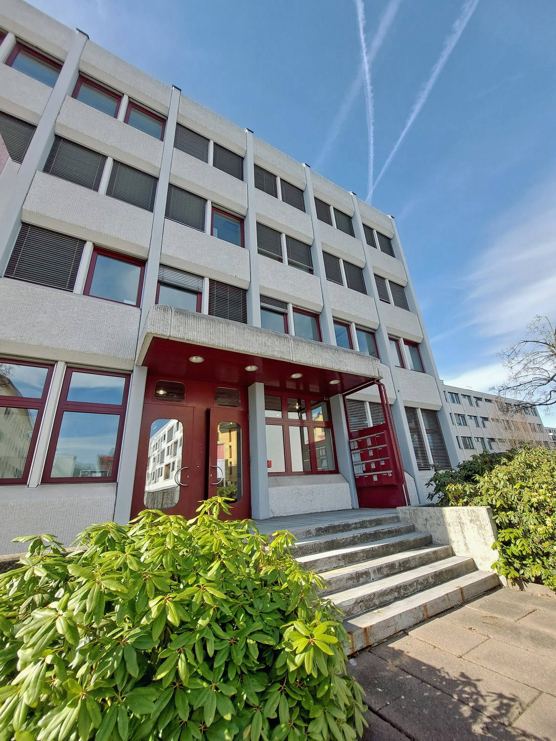 25m² commercial