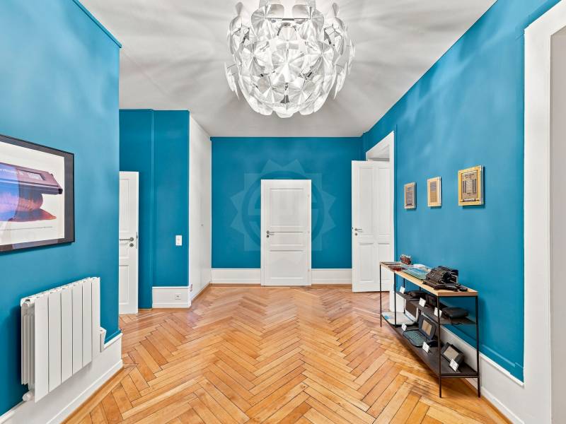 233m² Büro, Foto 4 von 10