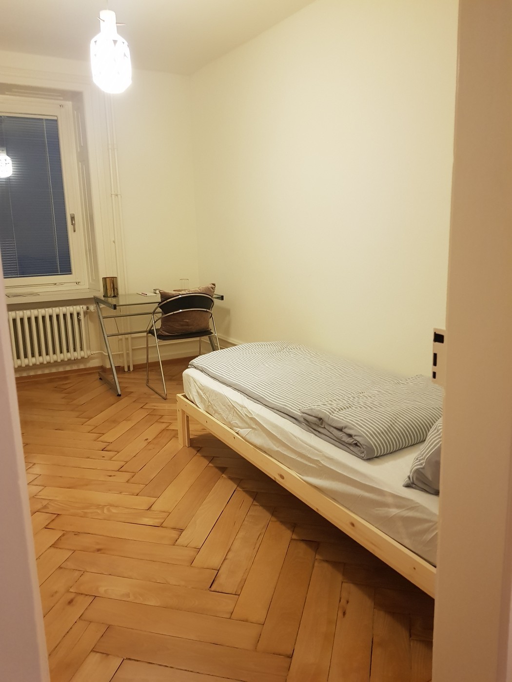 Room in a shared flat, Foto 1 von 6