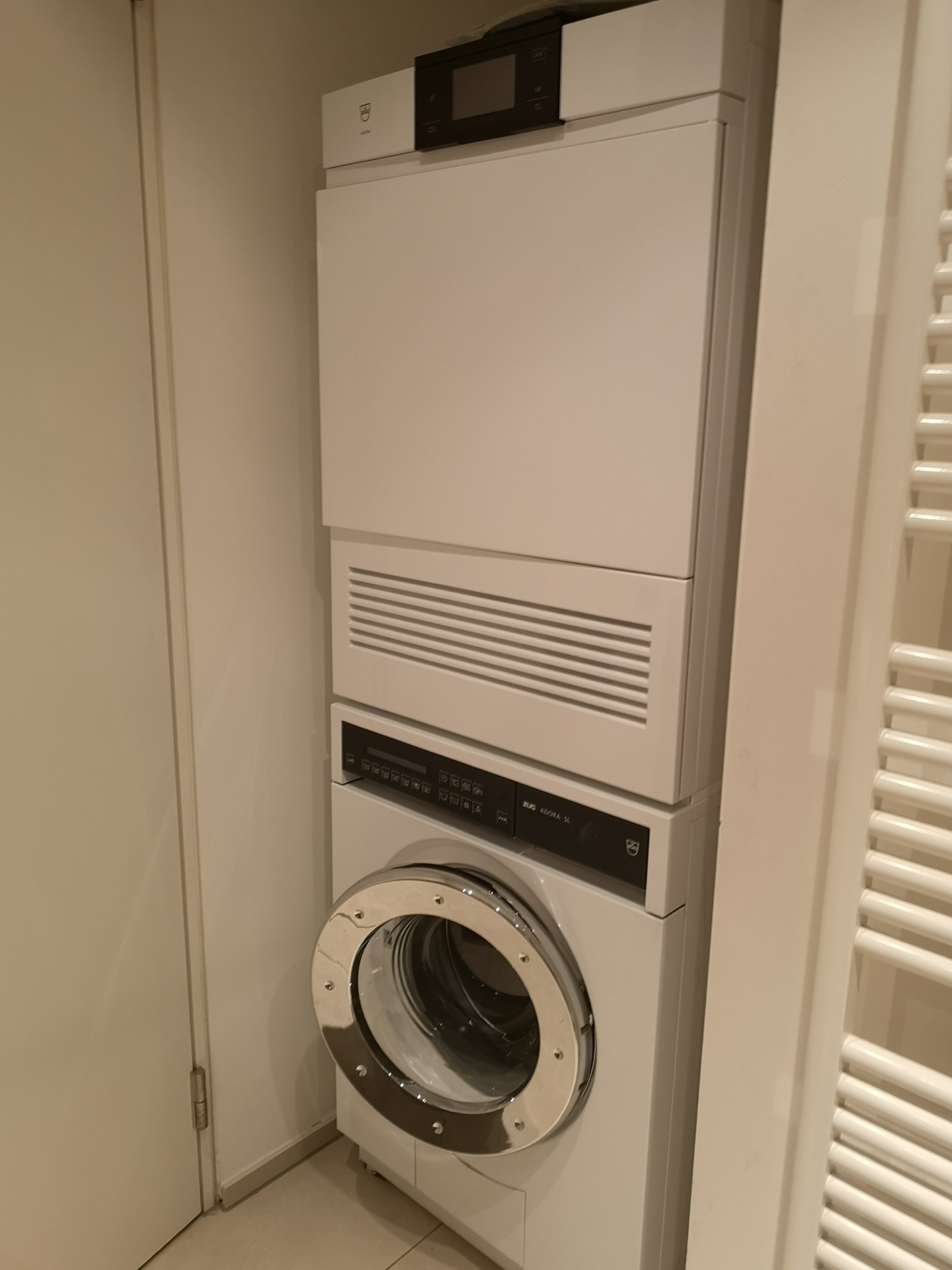 5 rooms apartment, Foto 9 von 9