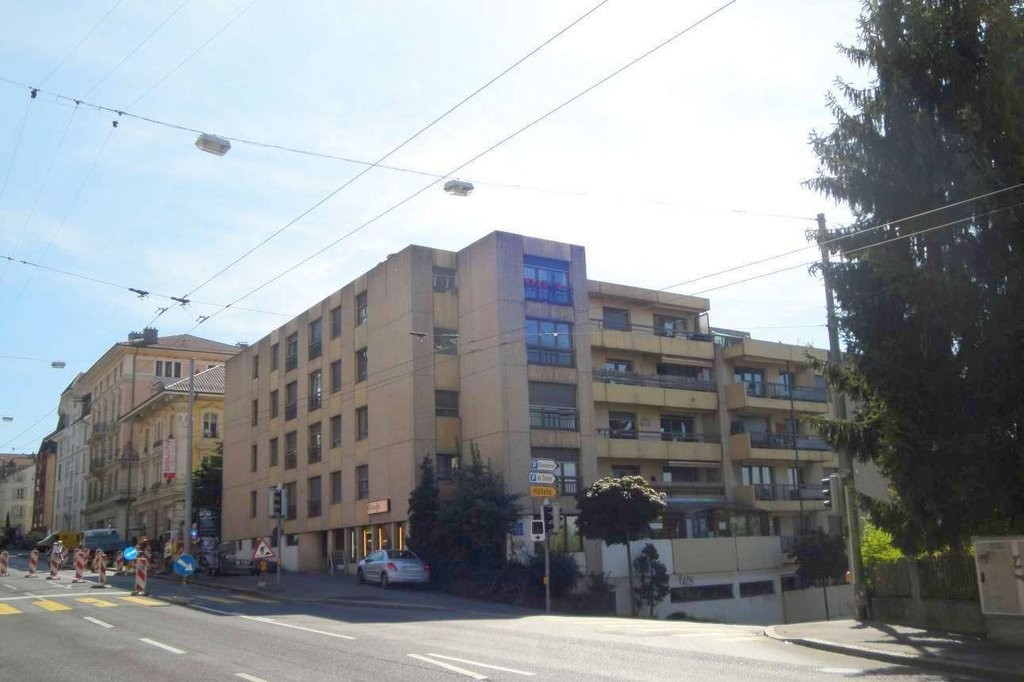 Unterirdischer Parkplatz, Foto 1 von 2