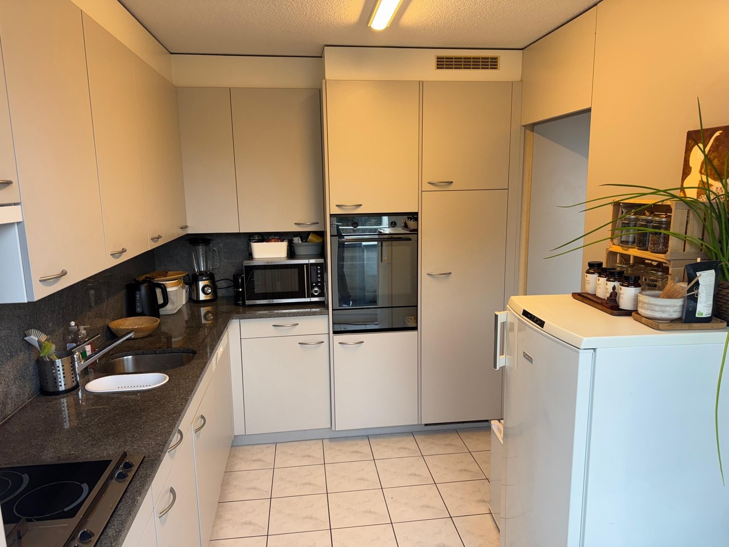 3 ½ rooms furnished flat, Foto 2 von 10