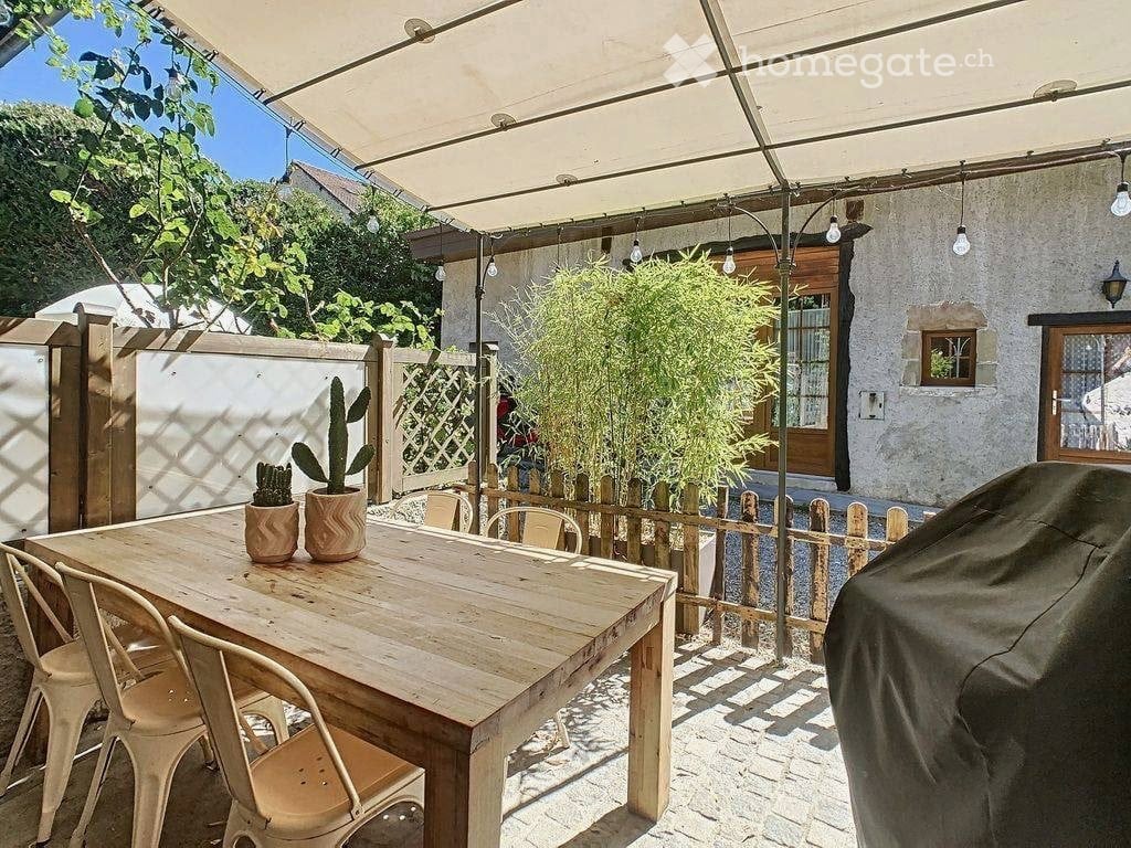 7-Zimmer-Einfamilienhaus, Foto 1 von 4