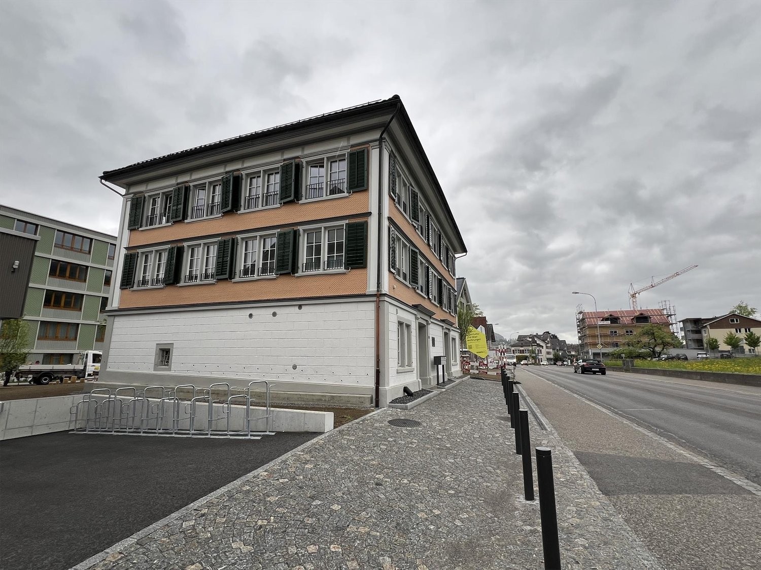 50m² commercial