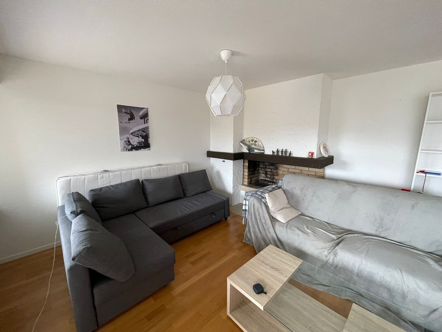 Chambre dans un appartement partagé