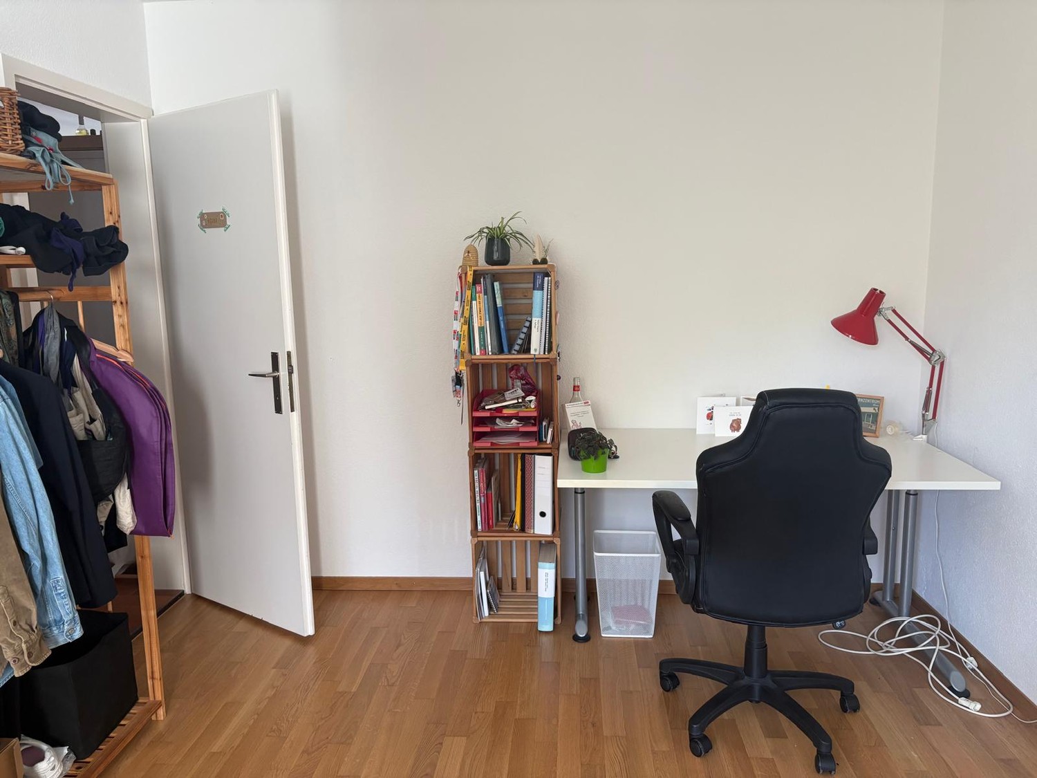 Room in a shared flat, Foto 2 von 6
