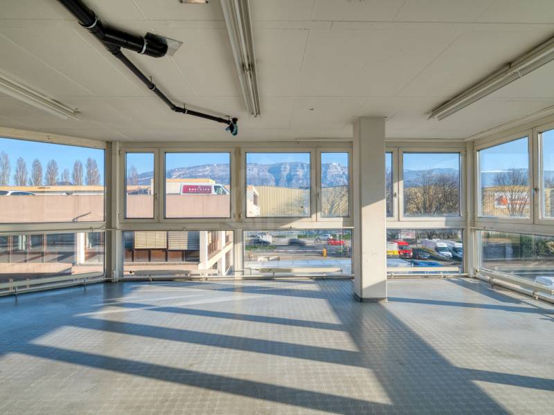 290m² industrial object