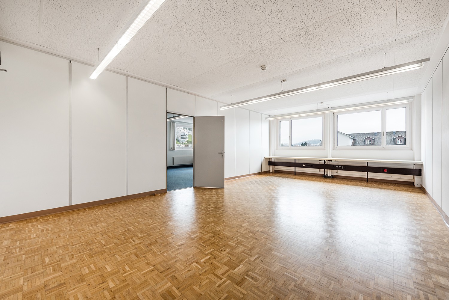 814m² office, Foto 1 von 10