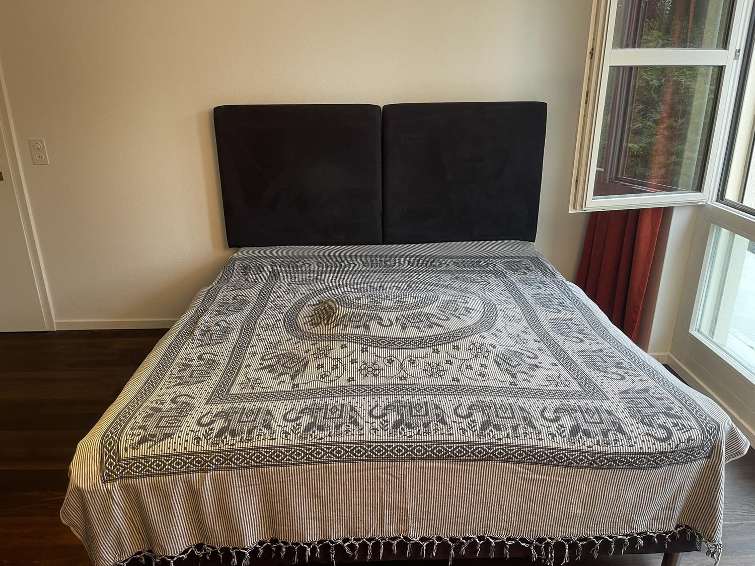 Room in a shared flat (2)