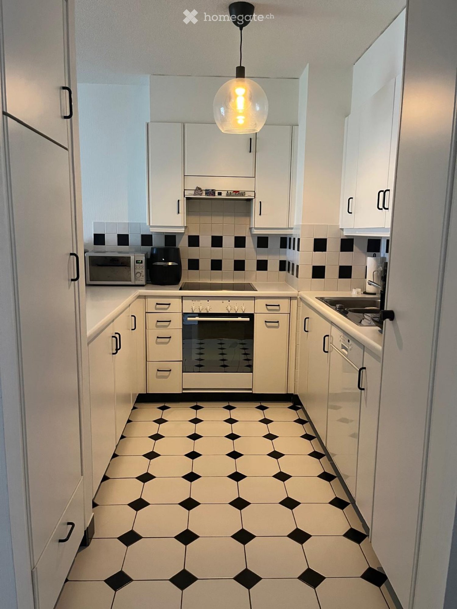 2-Zimmer-Wohnung, Foto 1 von 5