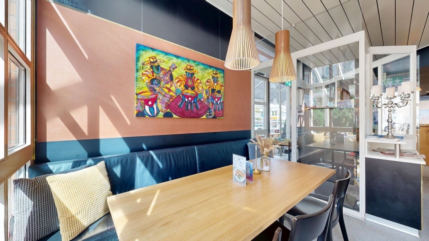 369m² coffeehouse, Foto 7 von 10