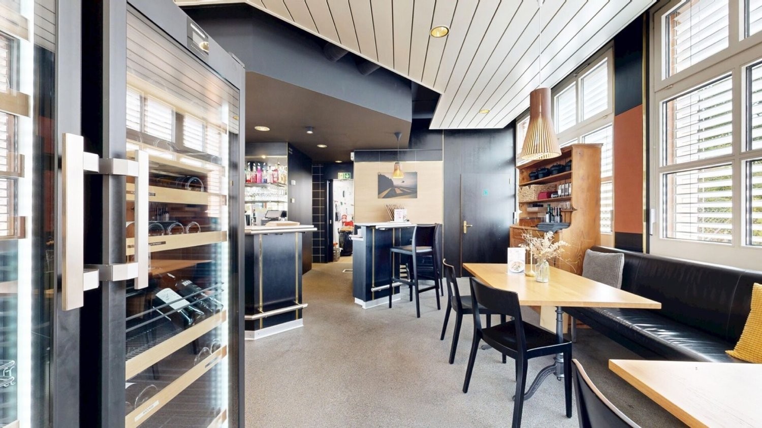 369m² coffeehouse, Foto 8 von 10