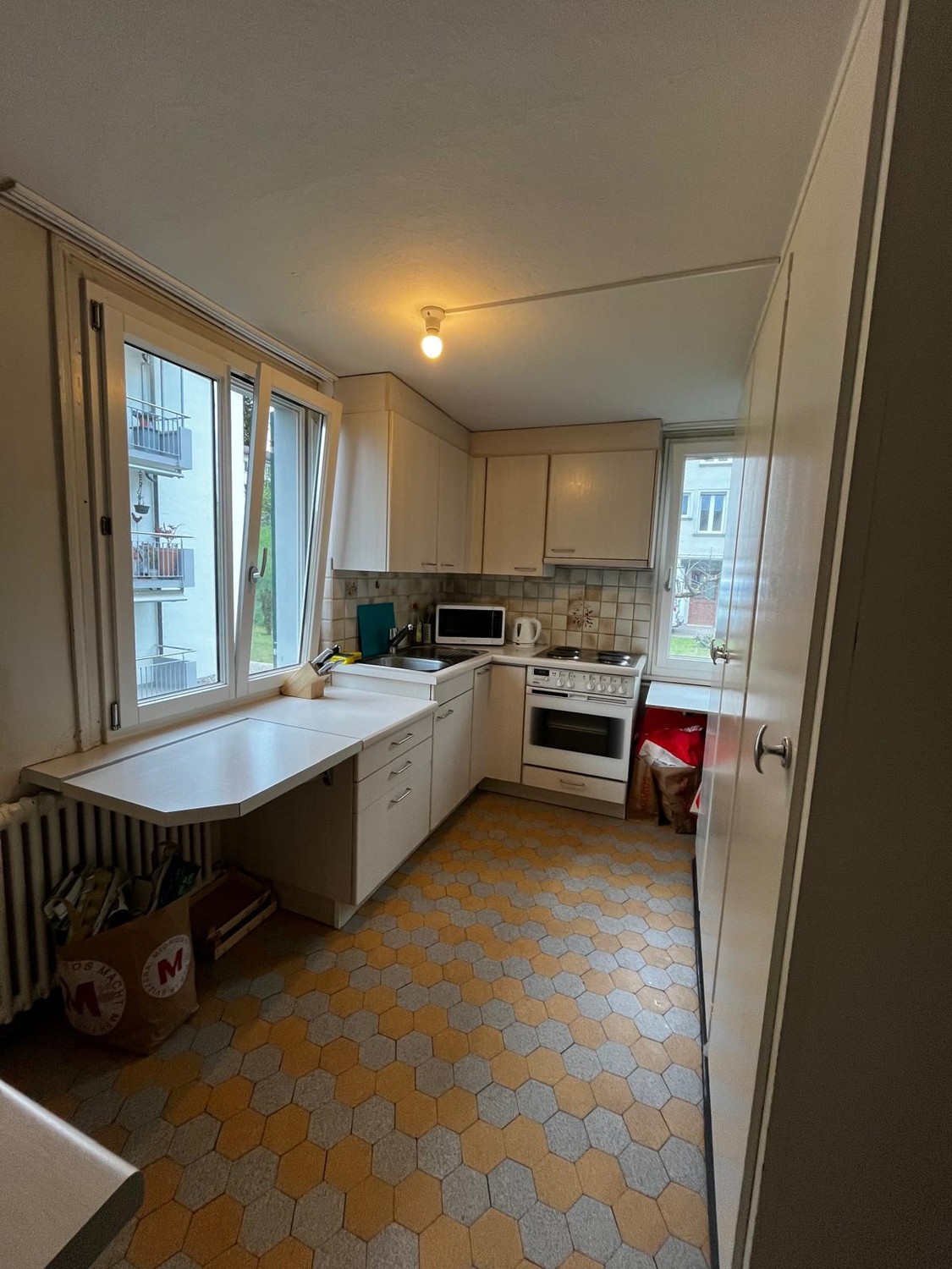 Chambre dans un appartement partagé