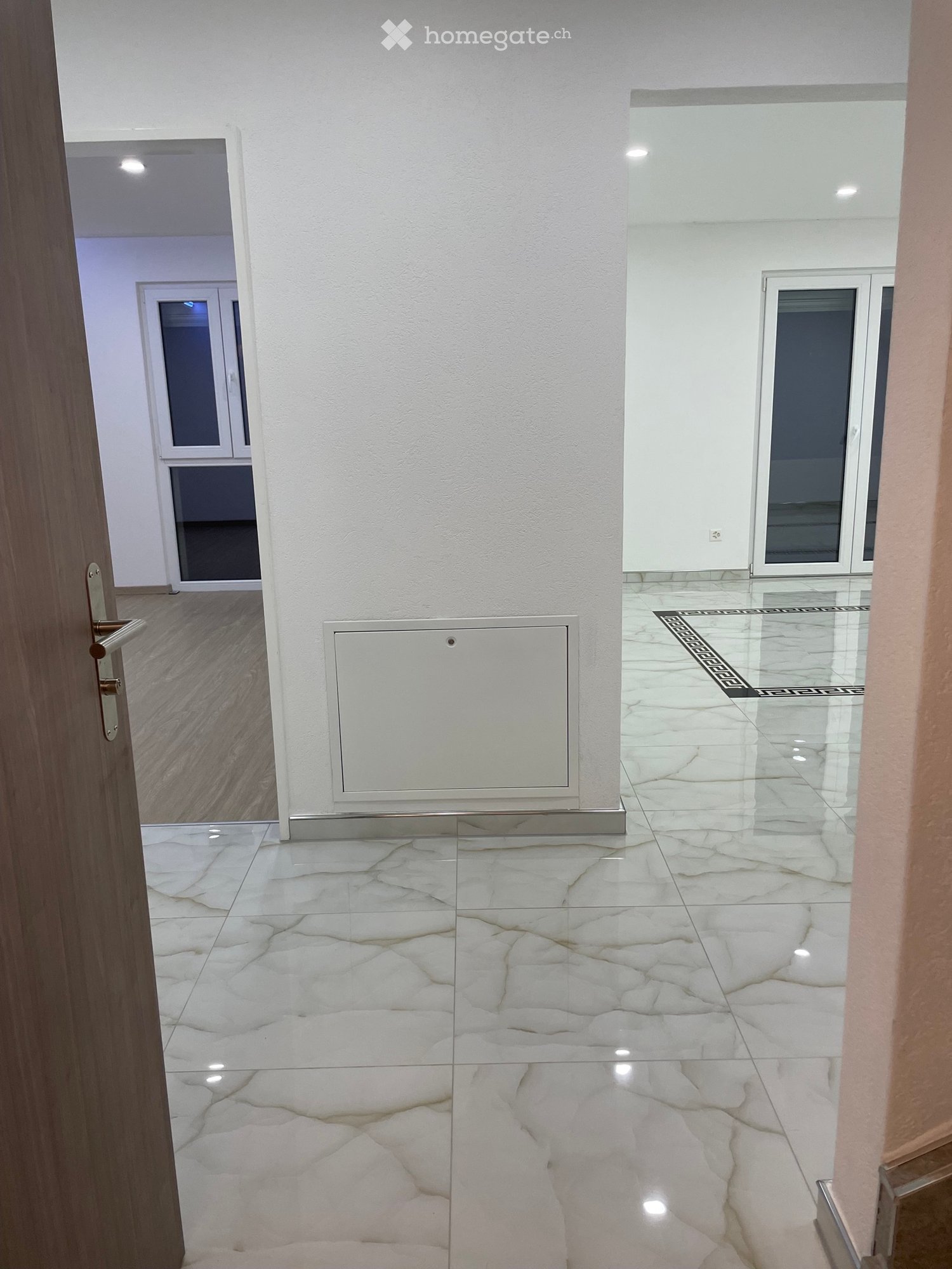 5 rooms apartment, Foto 1 von 5