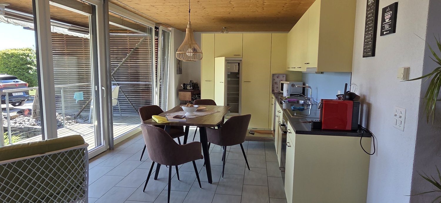 Möblierte 2 ½ Zimmer Wohnung, Foto 1 von 7