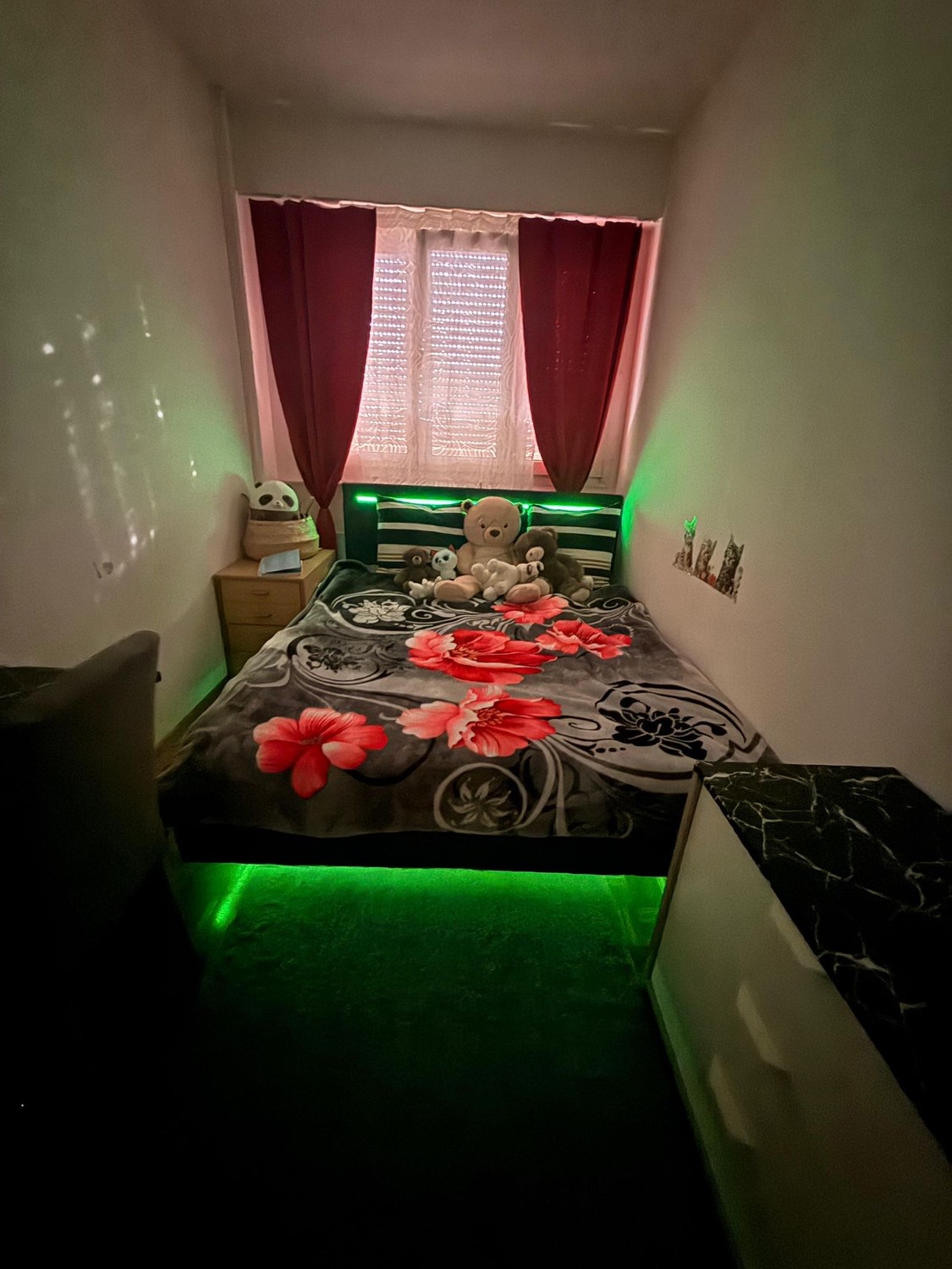 Zimmer in einer Wohngemeinschaft, Foto 2 von 3