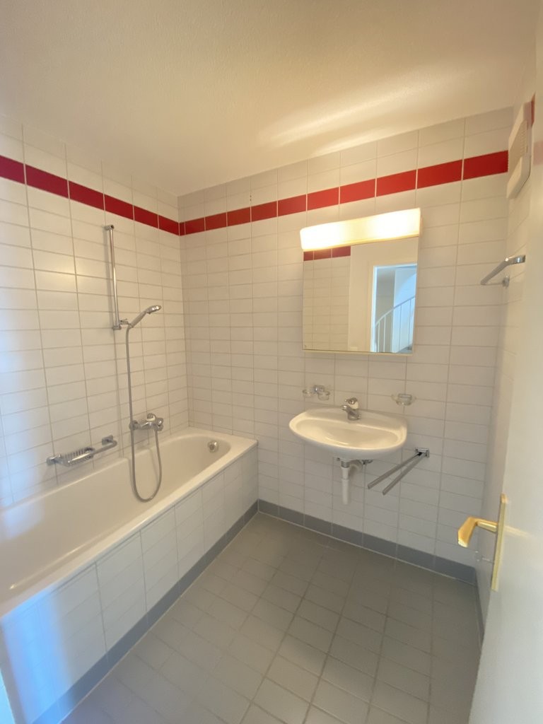 3 ¾ Zimmer Dachwohnung, Foto 8 von 9