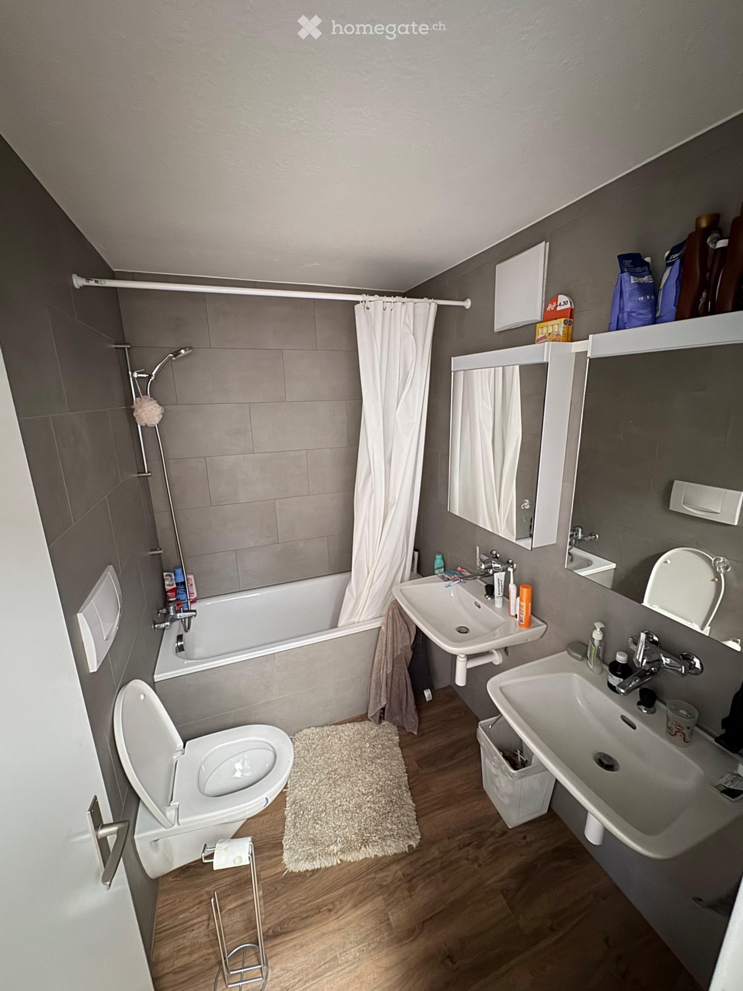 1 room single room, Foto 1 von 5