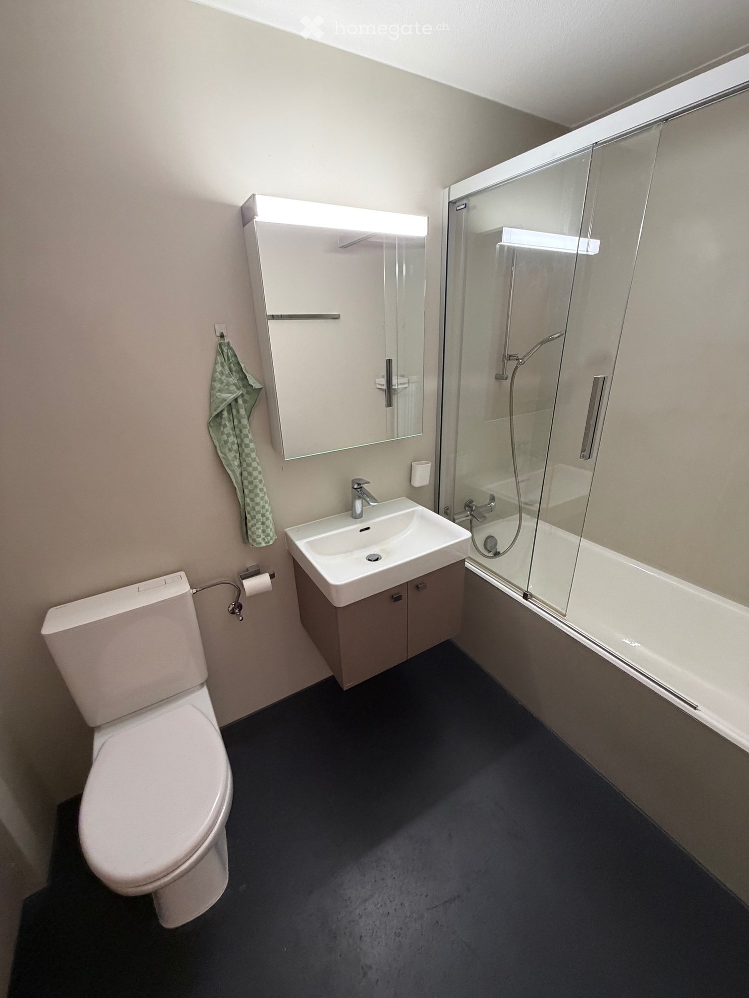 4 rooms apartment