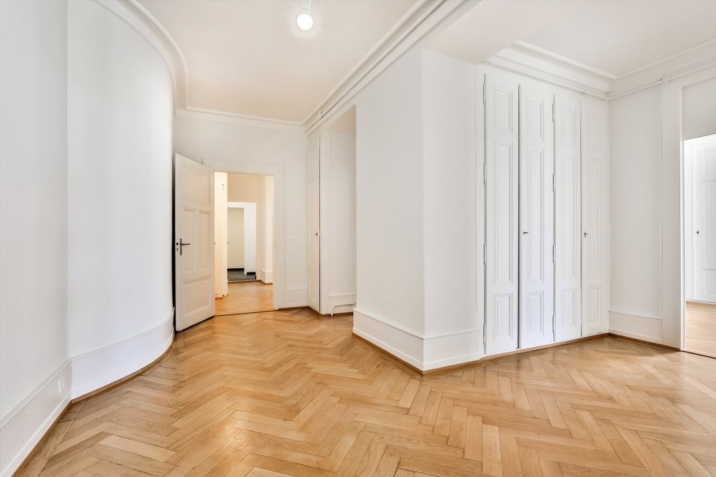 4-Zimmer-Wohnung