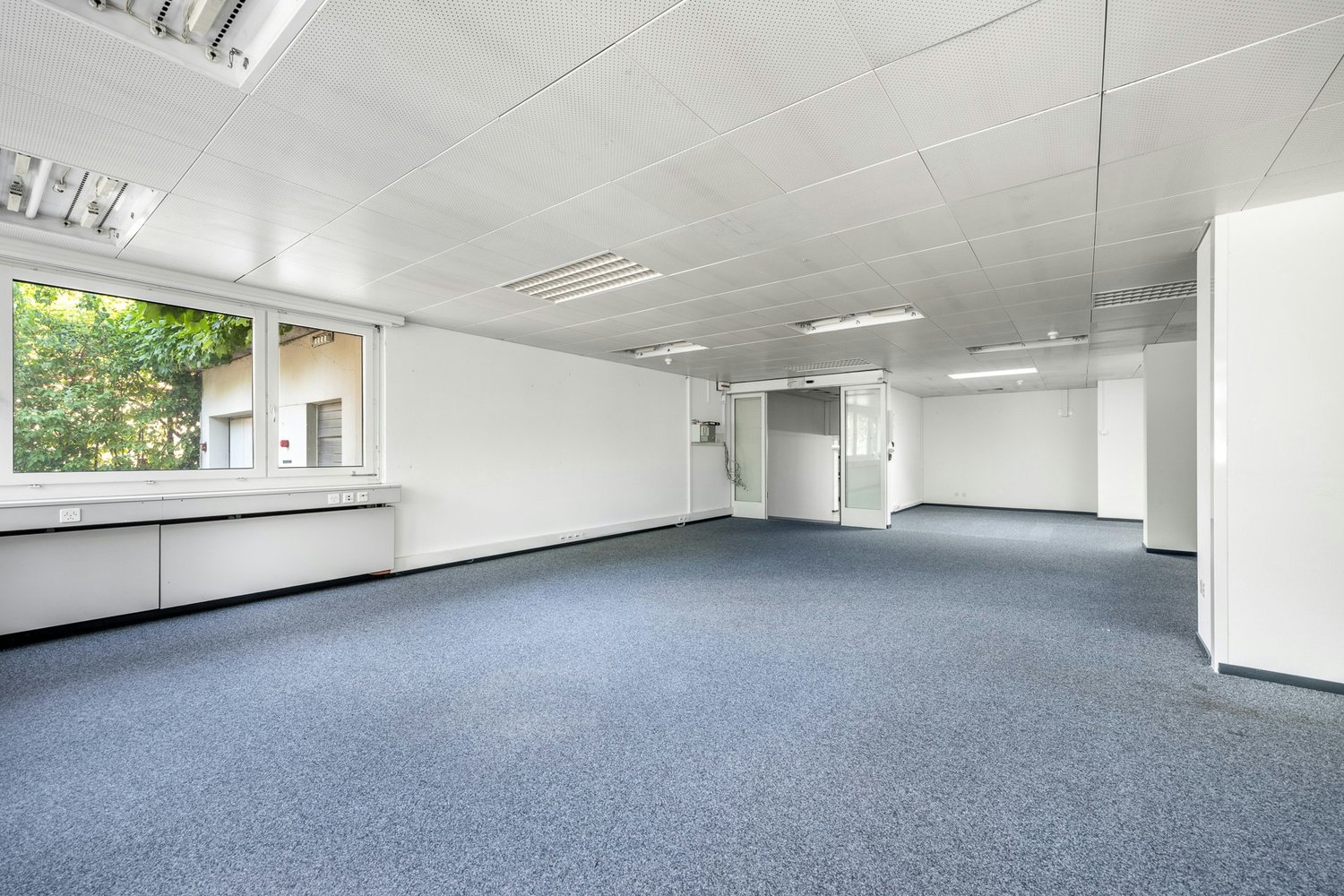 553m² deposito