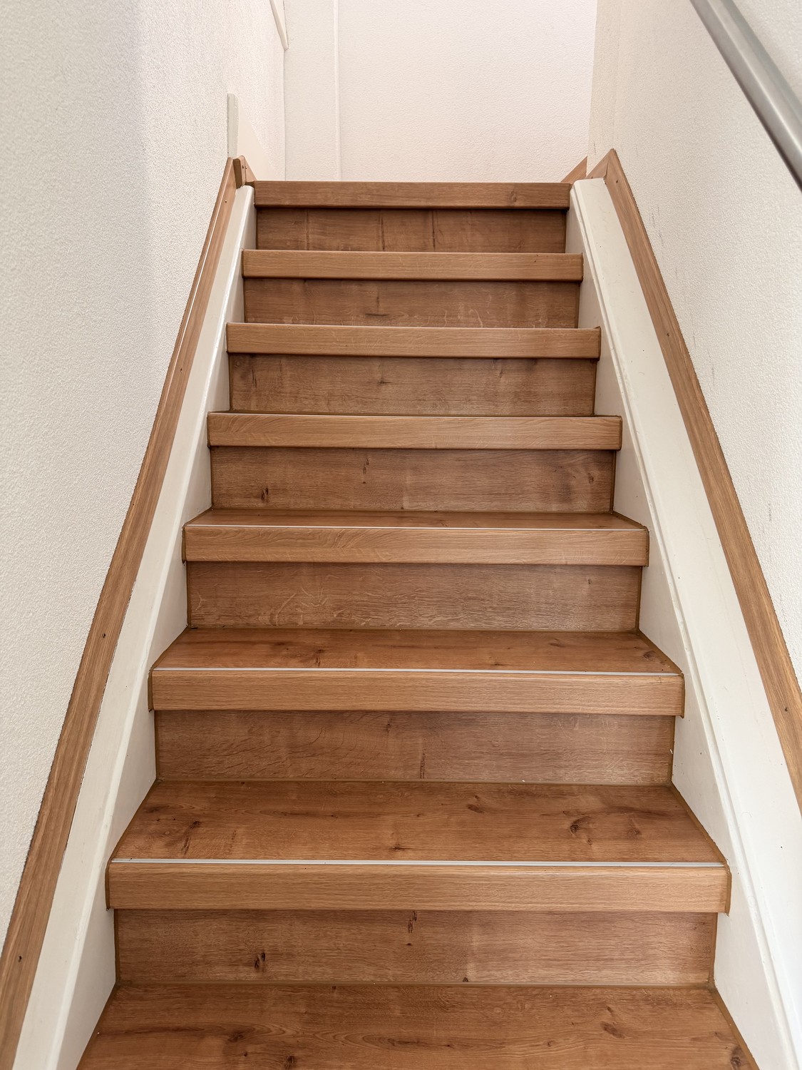 Appartement de 5 ½ pièces

Attractif et lumineux appartement de 5.5 pièces à louer à Wabern, situé dans un très bon emplacement. L'appartement s'étend sur deux étages et offre beaucoup d'espace pour les familles ou les personnes qui aiment vivre de manière spacieuse.

✨ Points forts :

* ☀️ Appartem