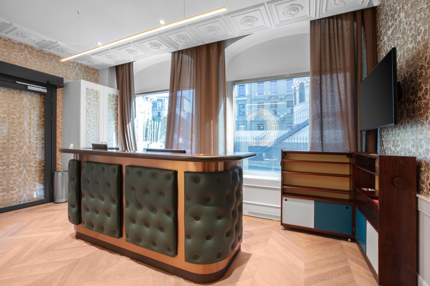 110m² office