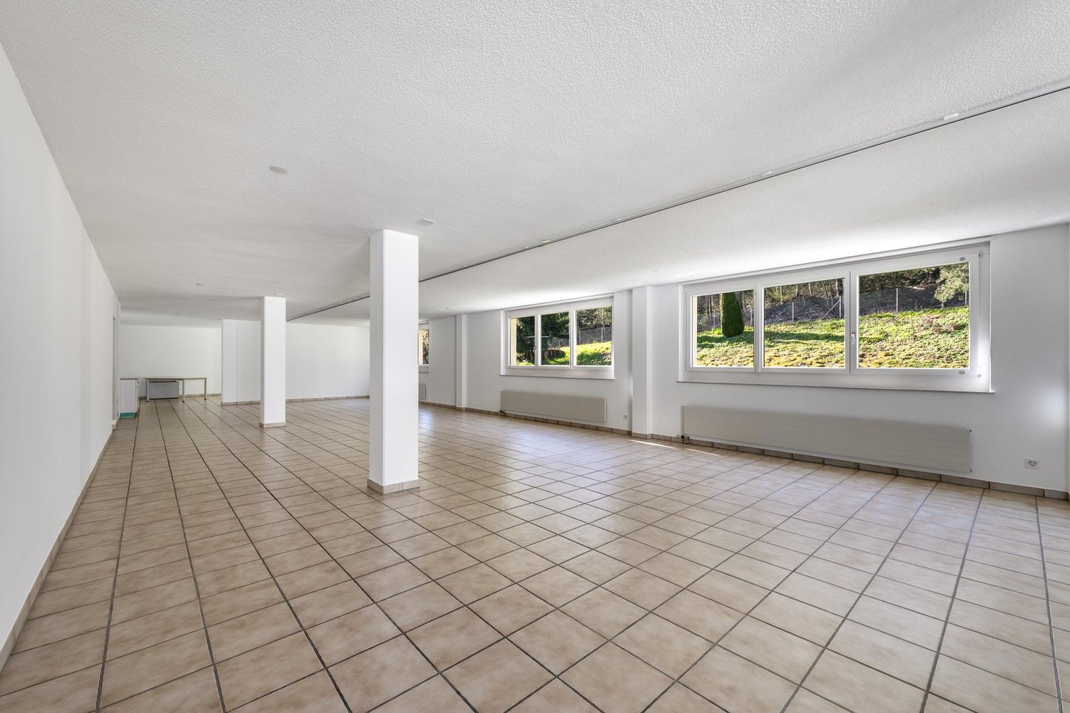 195m² commercial, Foto 7 von 9