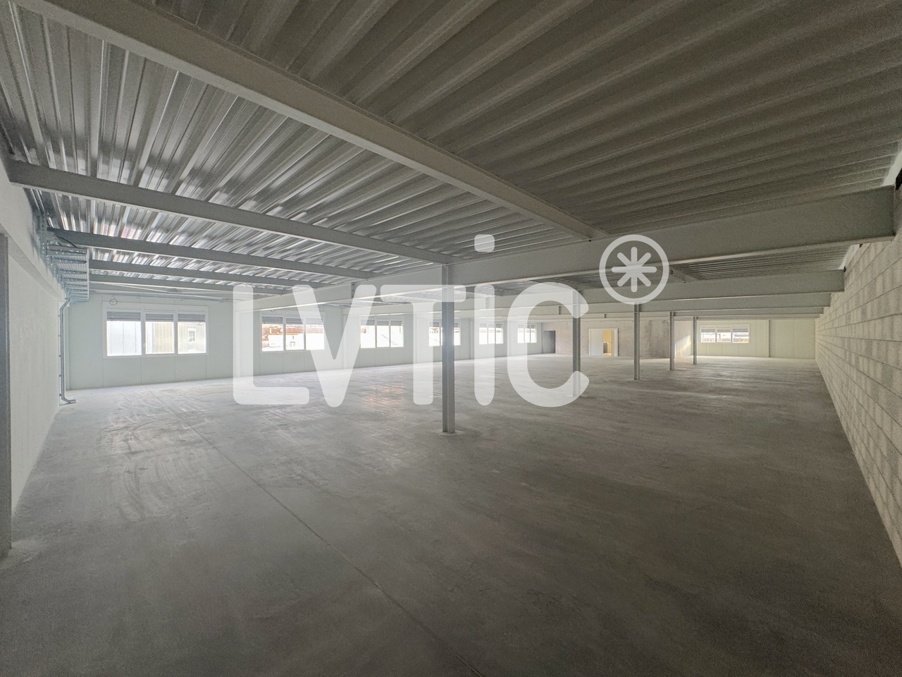 565m² storage room, Foto 6 von 10