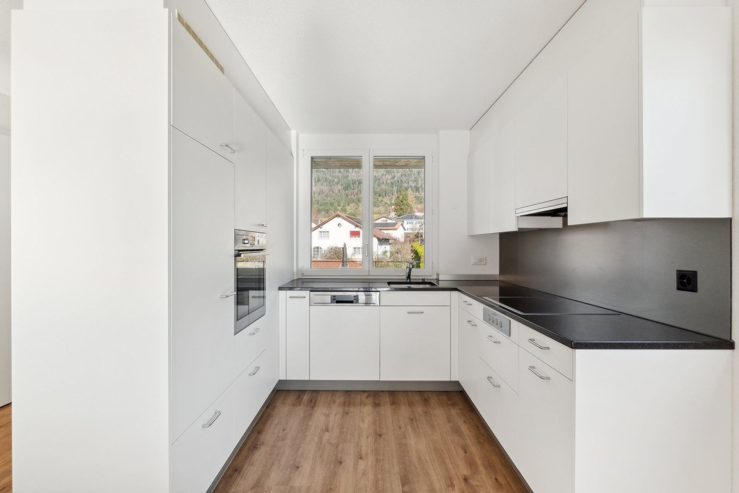 2 ½ Zimmer Wohnung, Foto 3 von 7