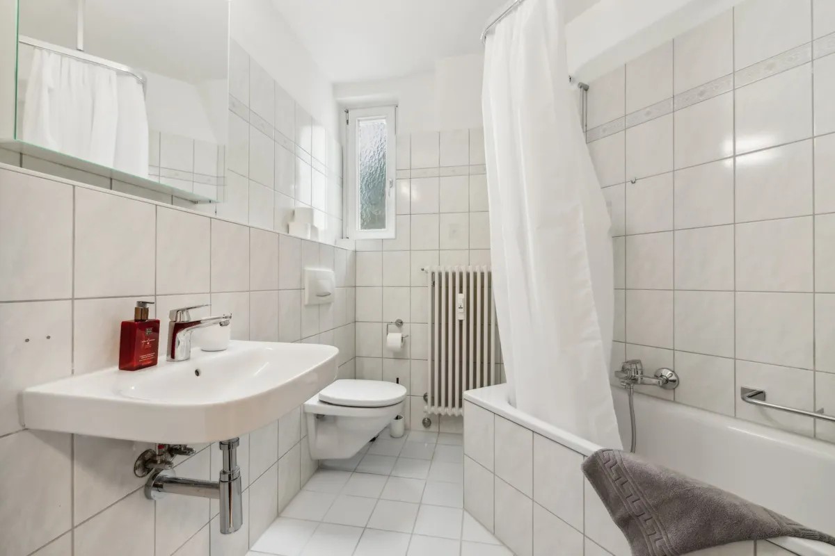 Möbliertes 2 ½ Zimmer Apartment