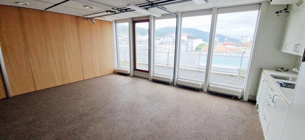 211m² office, Foto 3 von 4