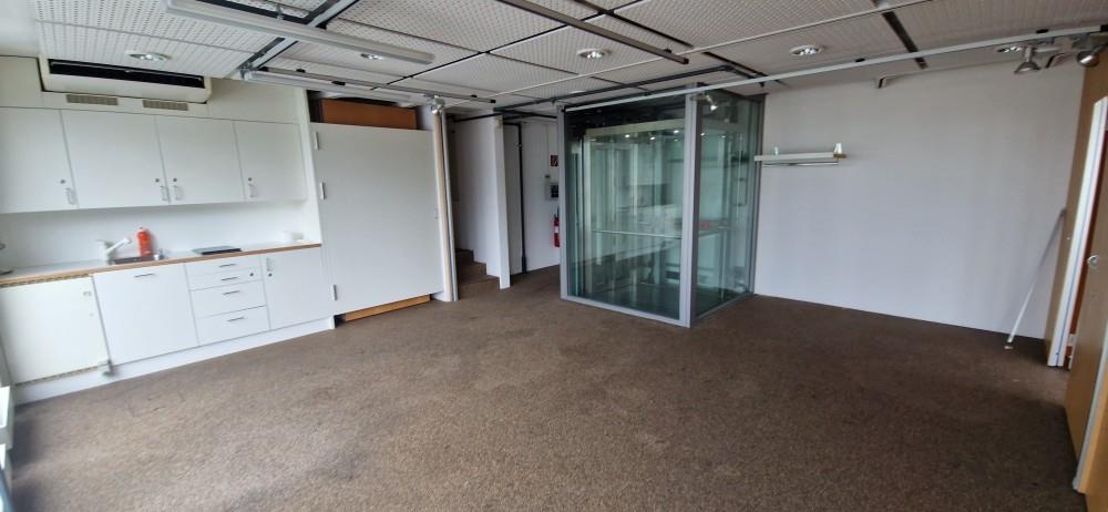 211m² office, Foto 4 von 4