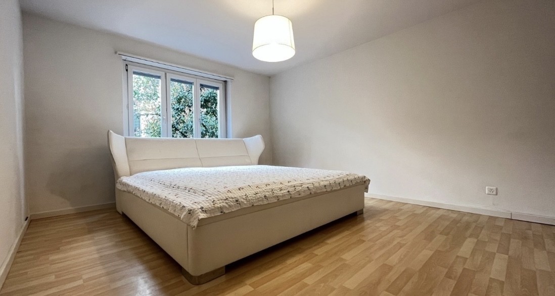 Zimmer in einer Wohngemeinschaft, Foto 1 von 9