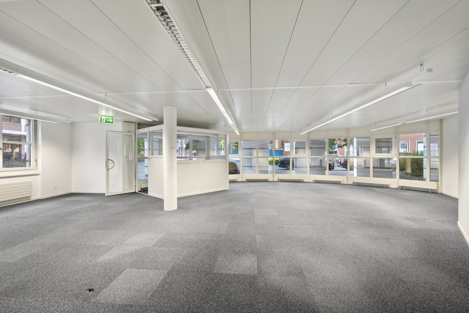 ufficio di 215m², foto 3 di 9