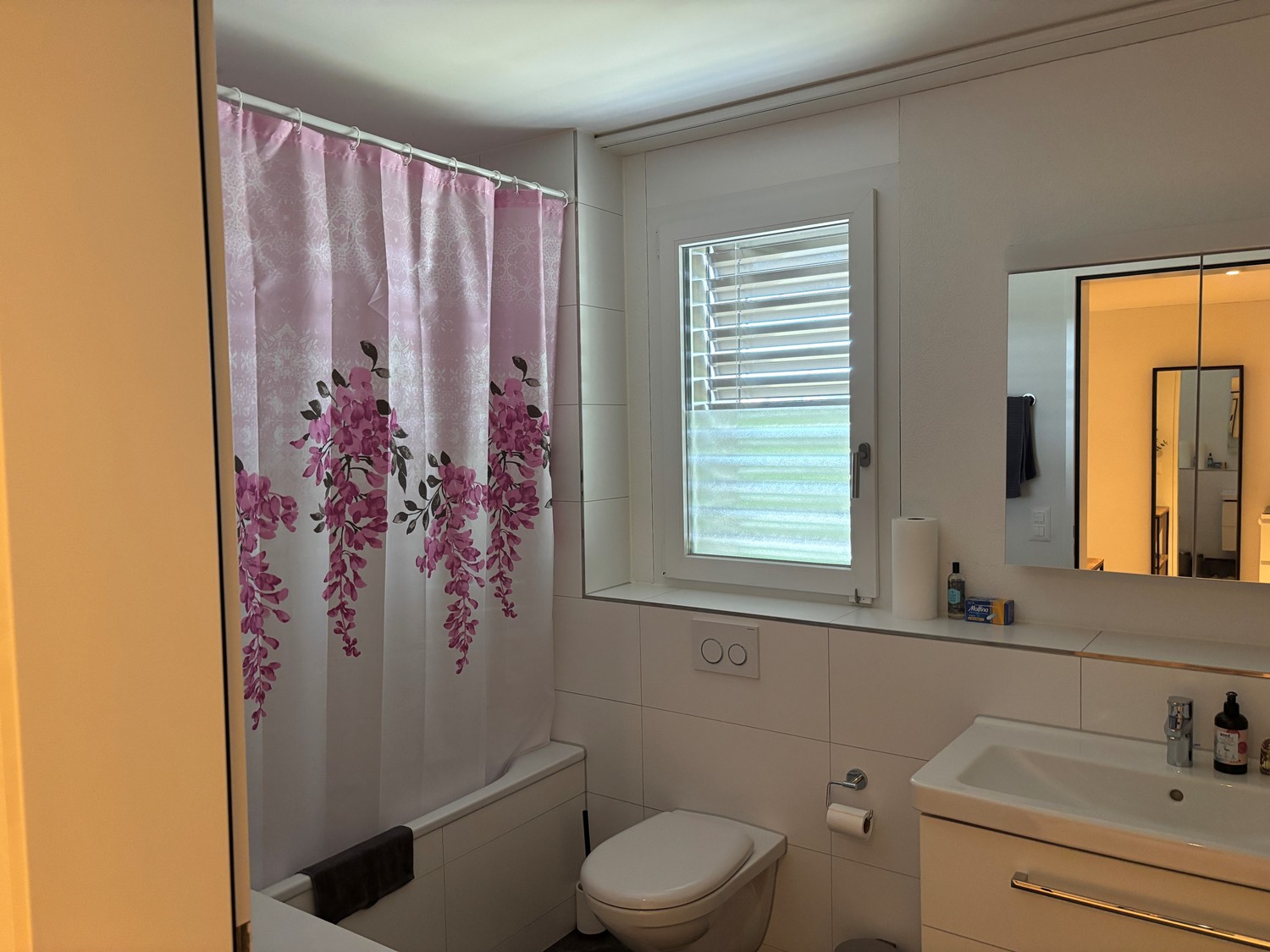 Room in a shared flat, Foto 3 von 4