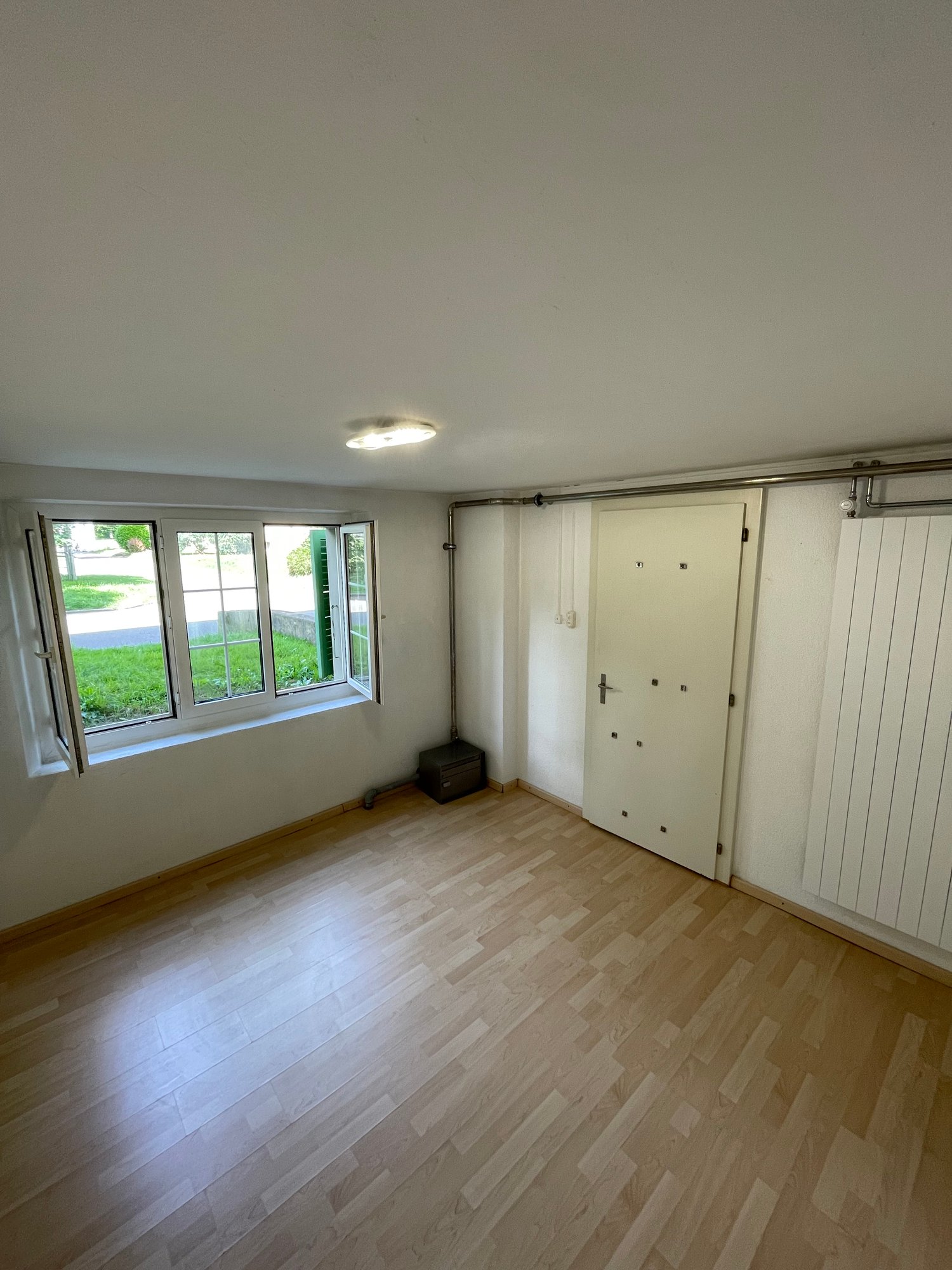 Atelier, photo 2 of 4