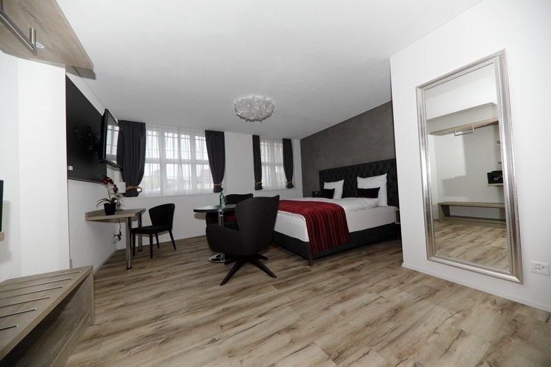 1 room furnished flat, Foto 3 von 7
