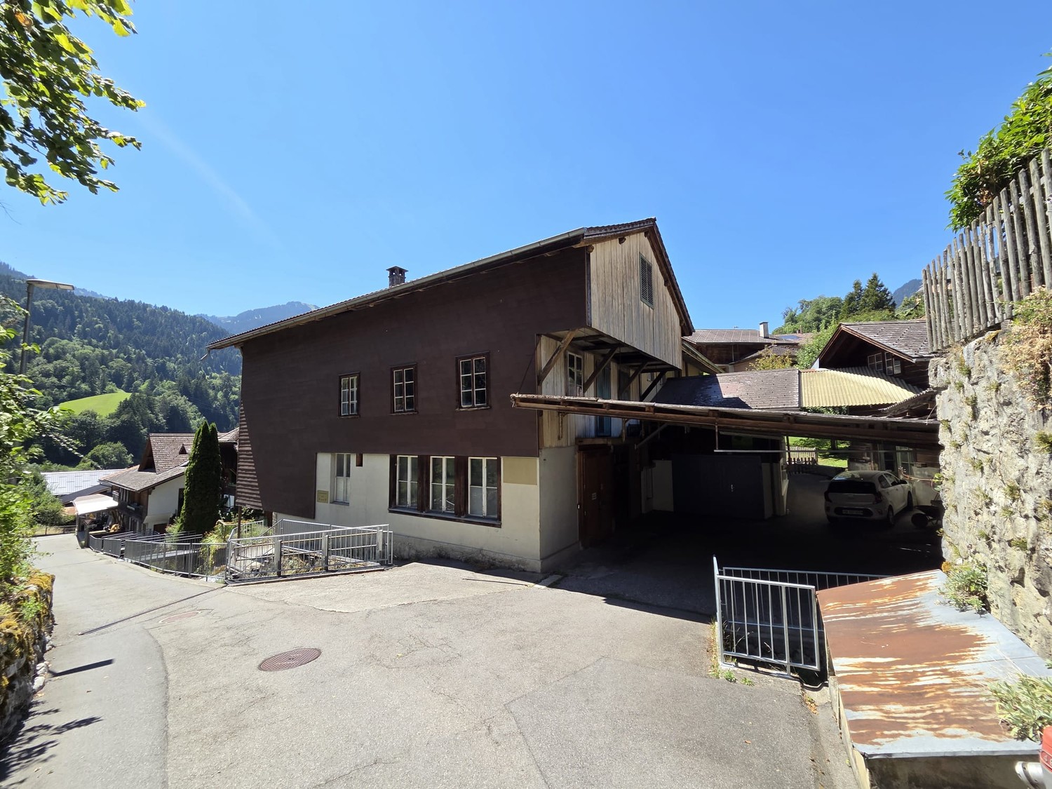 200m² commerciale