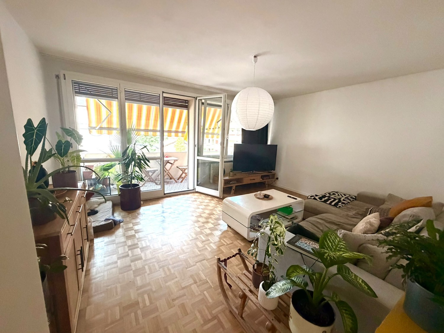 Room in a shared flat, Foto 1 von 4