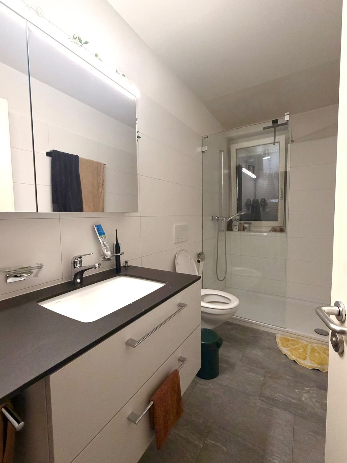 Room in a shared flat, Foto 4 von 4
