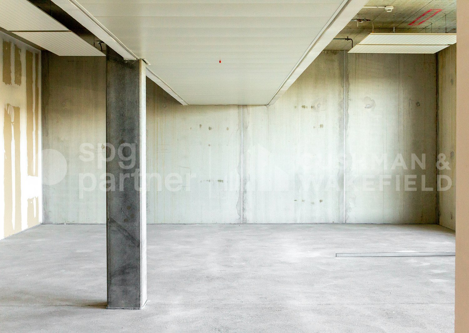 500m² commercial