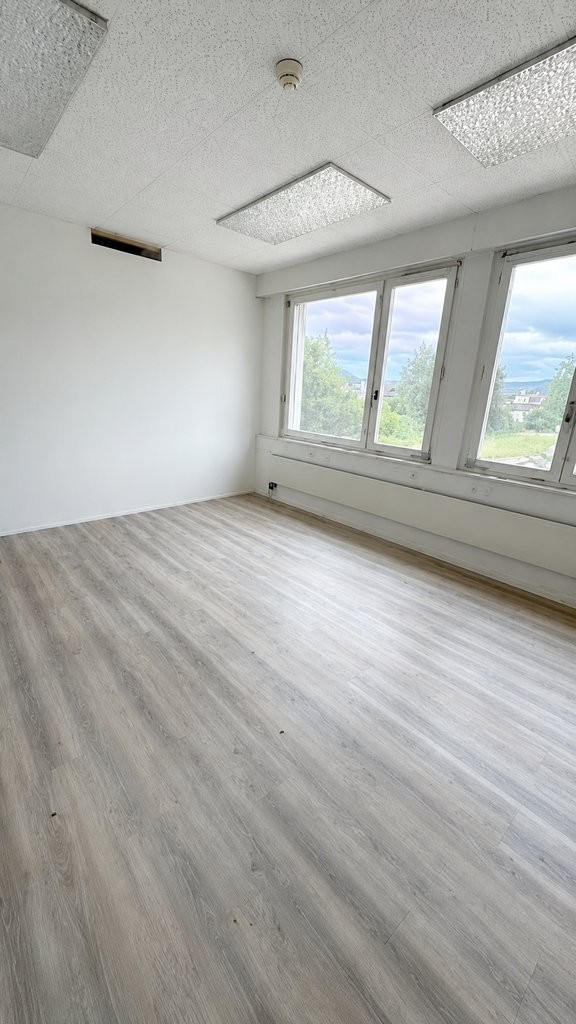 288m² office, Foto 2 von 5