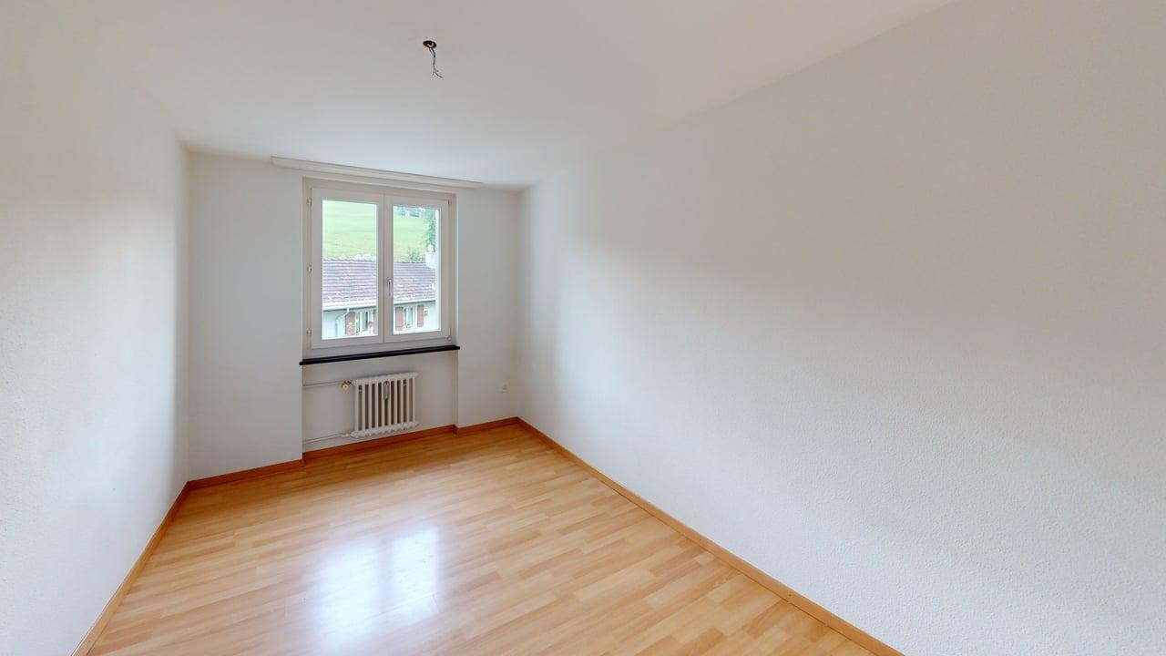 Appartamento di 4 locali, foto 6 di 8
